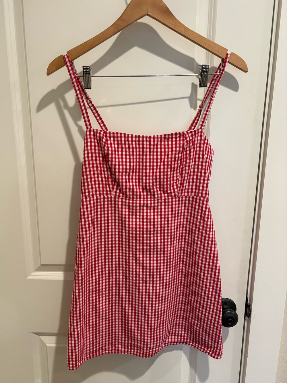 Brandy Melville John Galt - Red Gingham Spaghetti-Strap Mini Dress - size small